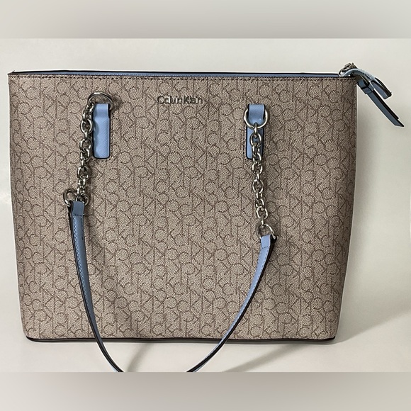 Calvin Klein Handbags - New - Calvin Klein Beige Tote Purse